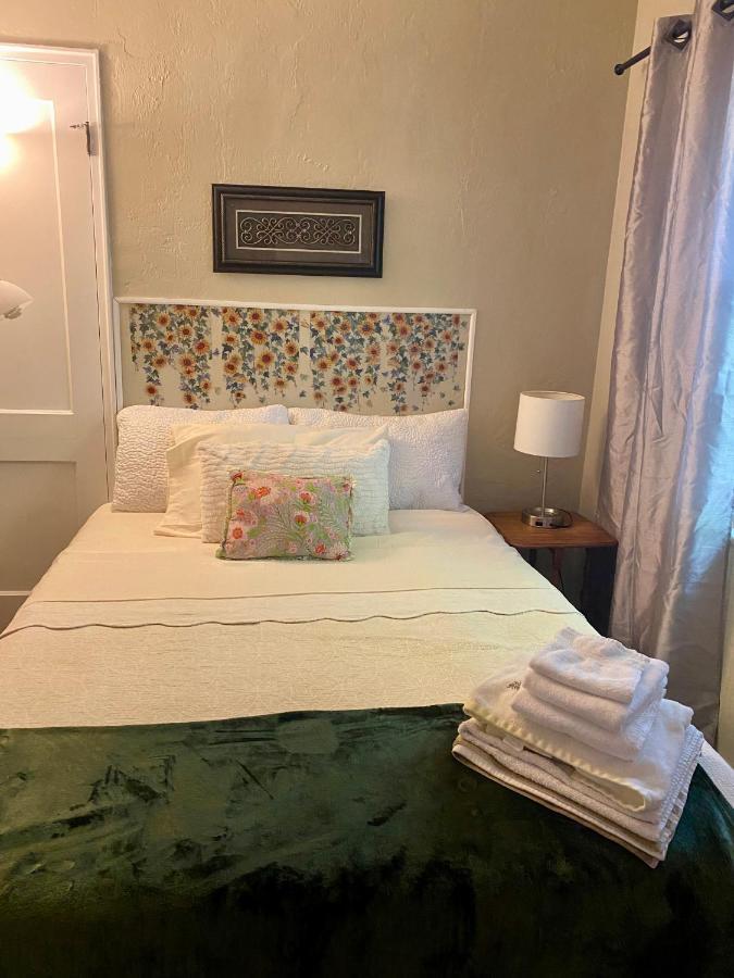 Villa Olivia Guest Rooms 好莱坞 外观 照片