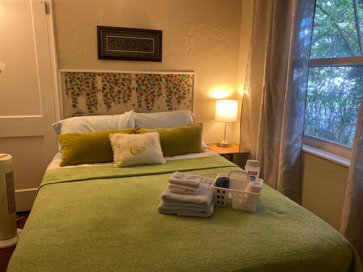 Villa Olivia Guest Rooms 好莱坞 外观 照片